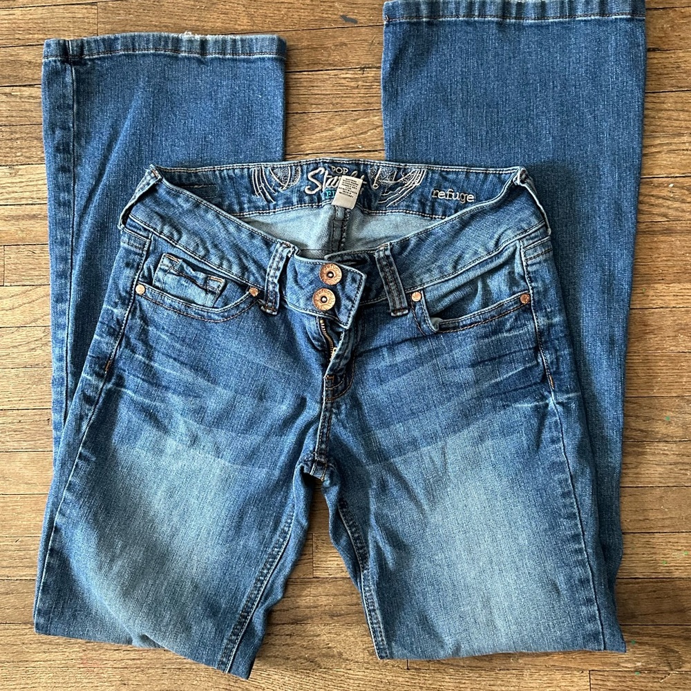 Flared jeans